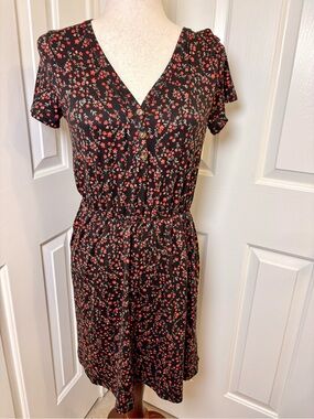 French Grey Black Red Floral Mini Dress Feminine Romantic Indie Medium